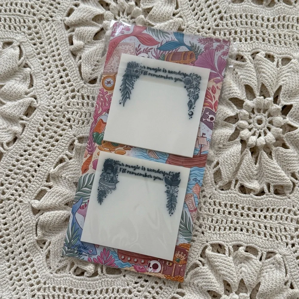 Illumicrate Transparent Post-Its